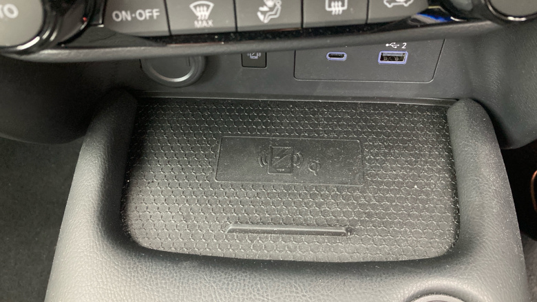 Nissan Juke 1.6 Hybrid N-Connecta 5dr Auto Hybrid Hatchback